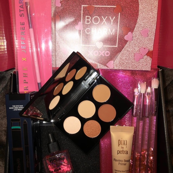 Boxy Charm Valentines Makeup Bundle - Picture 2 of 11